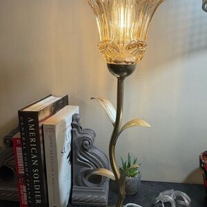 Elegant Gold and Glass Table Lamp